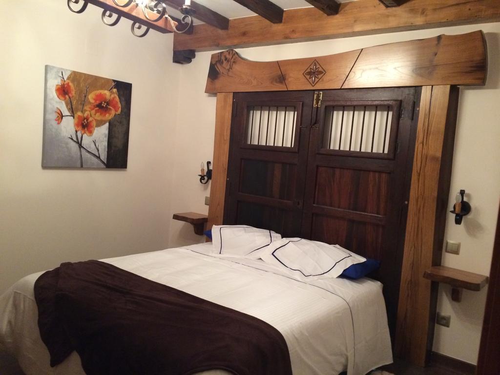 Posada El Molino De Cadalso Cereceda  Zimmer foto
